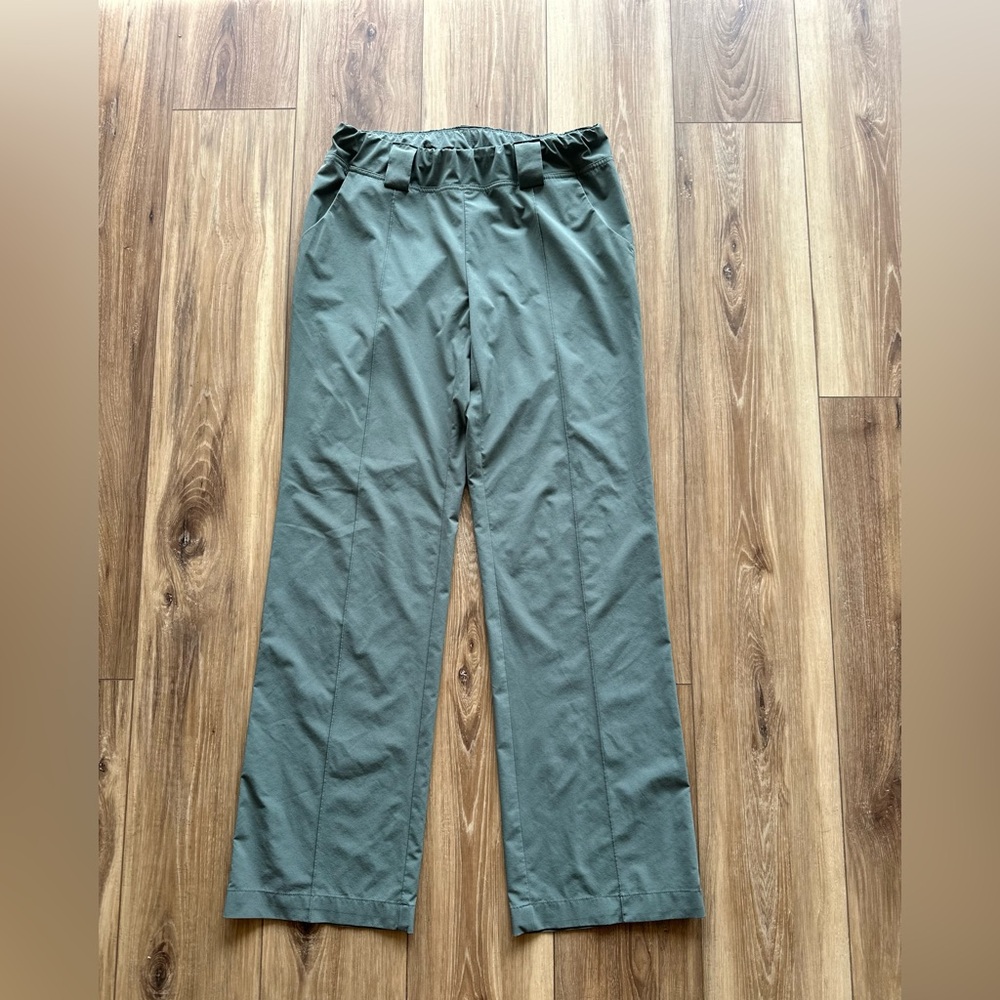 Athleta women’s pull on athletic pants size 8
